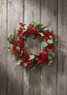 Timeless Tidings Berry Wreath Dia:40cm